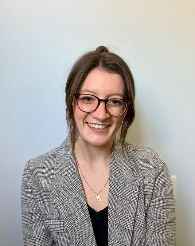 Moira Compton, MSW Headshot